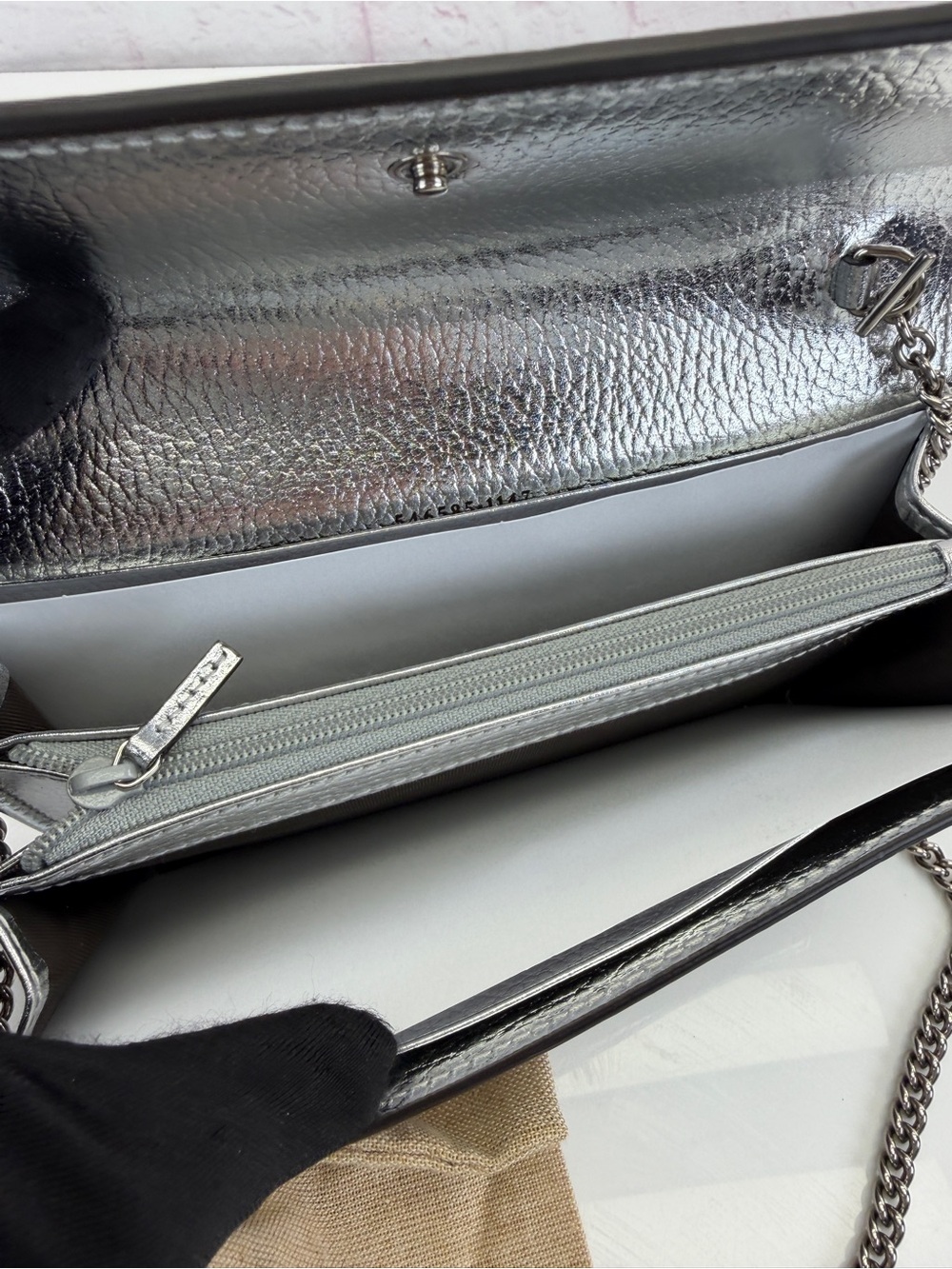 Gucci Metallic Calfskin GG Supreme Monogram Petite GG Marmont Wallet on Chain - Picture 8 of 12